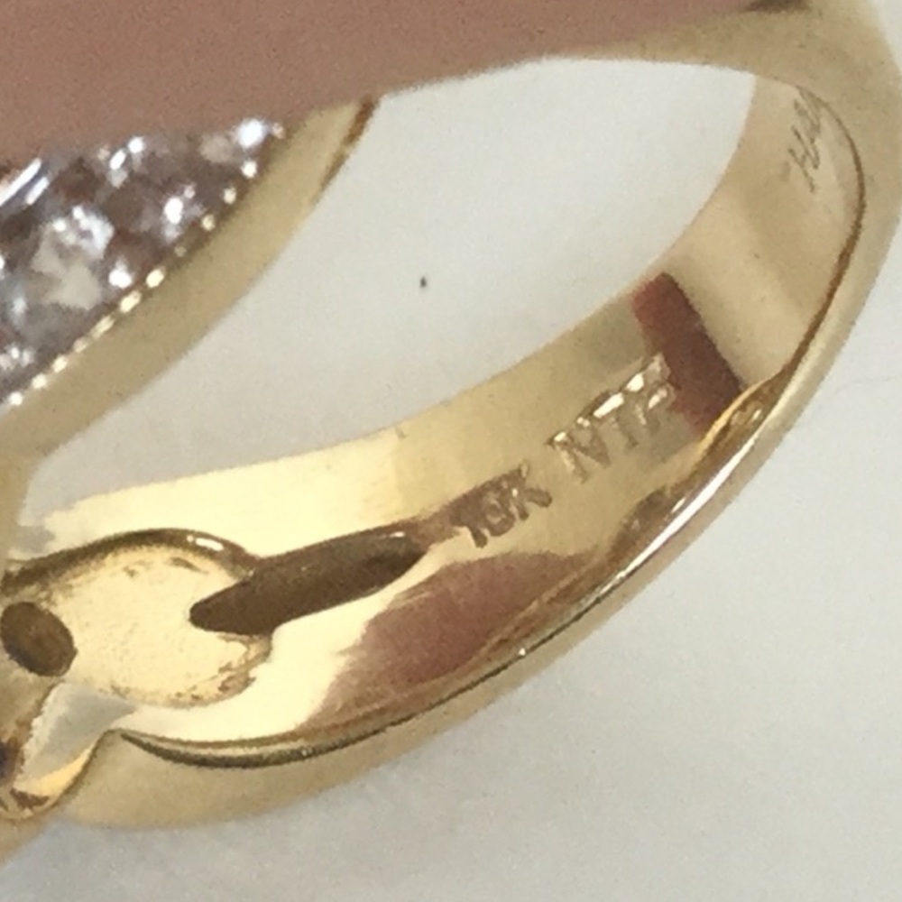 10k GOLD ZIRCON RING - Picture 5 of 7